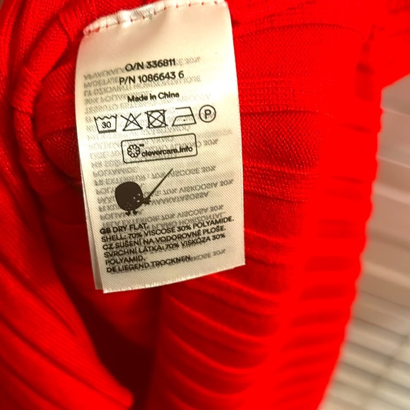 Red Rib Knit Body-Con Midi Dress - Picture 6 of 6